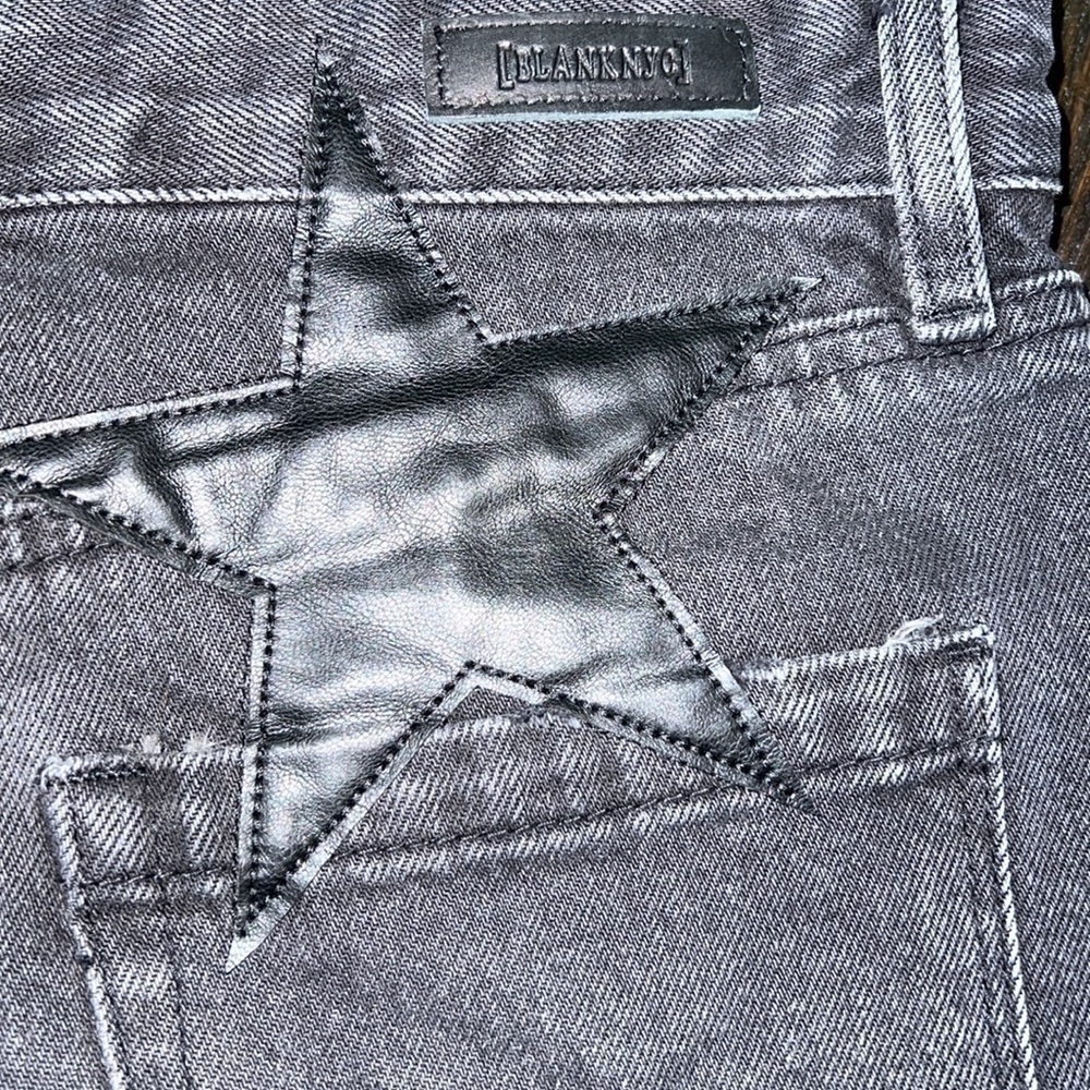 blank NYC Black Denim Shorts - NWOT - Picture 3 of 5